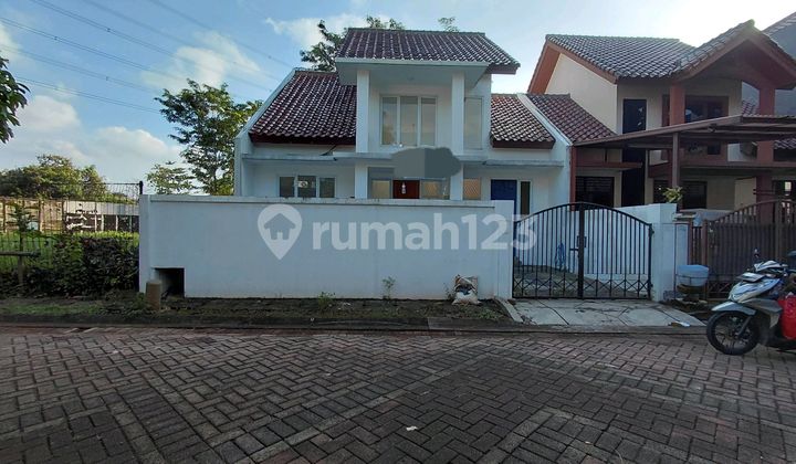 Rumah Siap Huni Metland Puri Dekat Exit Tol