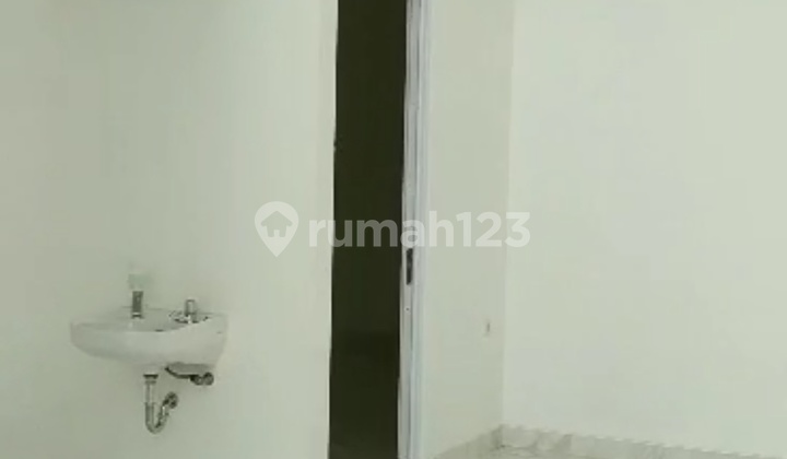 Rumah Siap Huni Metland Puri Dekat Exit Tol 2