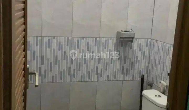 kamar mandi rumah siap huni di perum