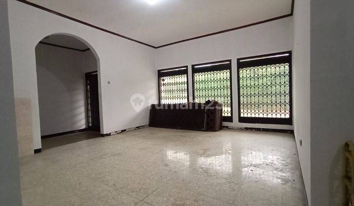 Rumah Besar 1 Lantai Strategis Cocok Untuk Kantor Bandung Utara 2