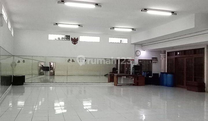 Jarang Ada! Rumah Tengah Kota Akses 2 Mobil Dekat Stasiun Bandung 1