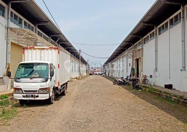 Gudang Dalam Komplek Pergudangan Siapa Pakai Sayap Kopo, Bandung  2