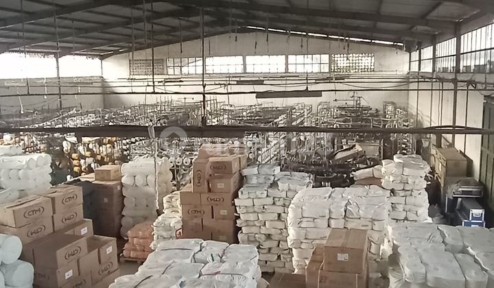 Former Textile Factory Industrial Wing Cijerah Area Near Pasirkoja Toll Road. Former Textile Factory Industrial Wing Cijerah Area Near Pasirkoja Toll Road.