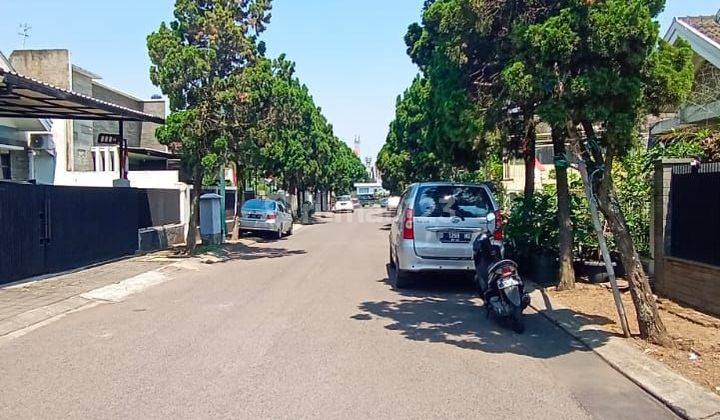 Rumah Bagus Siap Huni Dalam Komplek Singgasana Mekar Wangi 2