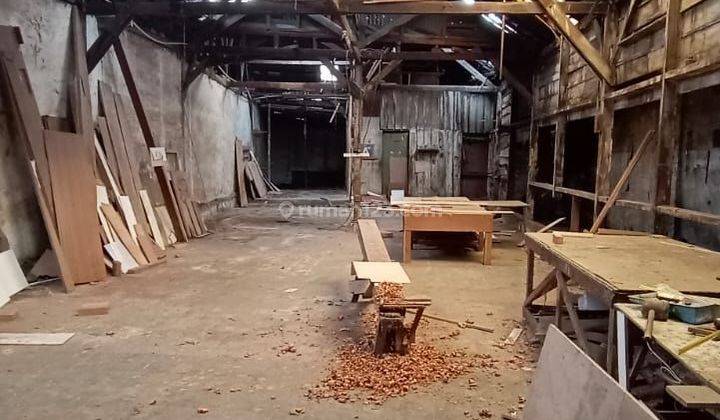 Rumah Hitung Tanah di Tengah Kota Cocok Dibangun Beberapa Rumah 1