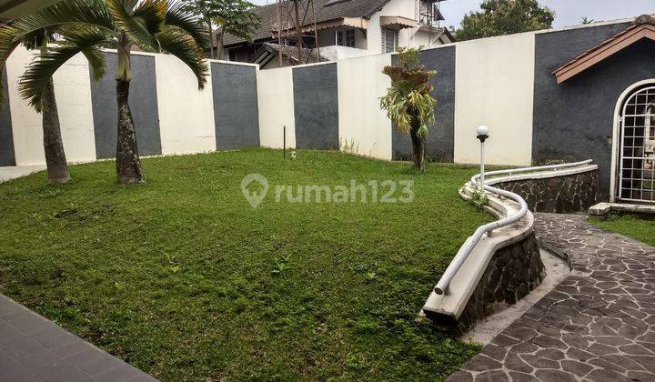 Rumah Asri Cantik Sayap Tubagus Ismail Dago Cigadung Bandung 2