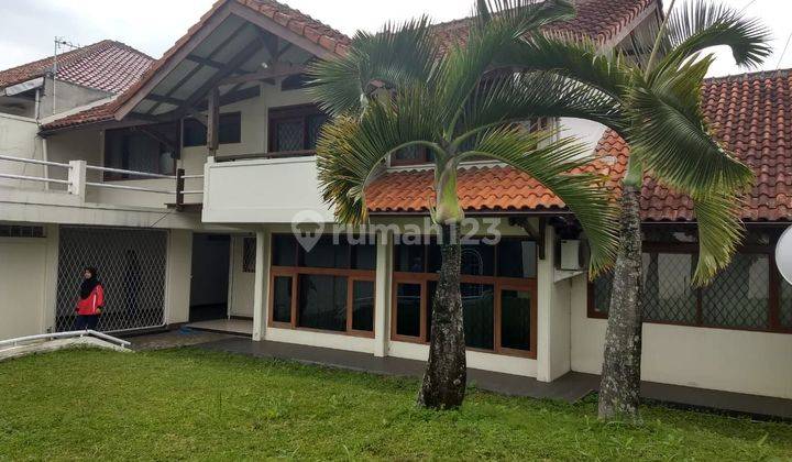 Rumah Asri Cantik Sayap Tubagus Ismail Dago Cigadung Bandung 1