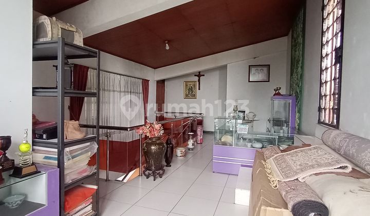 Rumah Vintage Terawat Cocok Untuk Cafe Bukit Pakar Dago 2