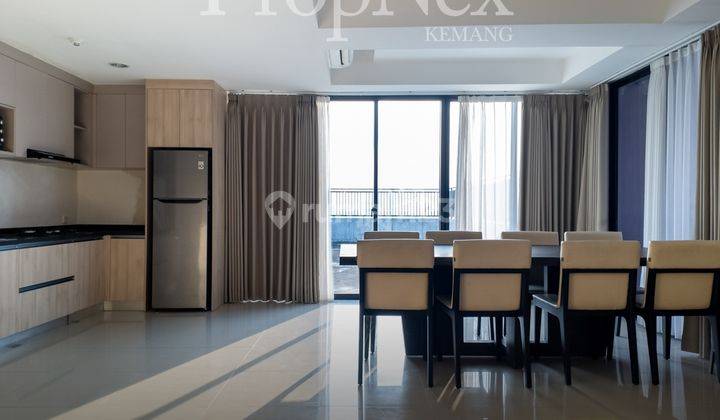 Apartement Nine Residence 3 BR Semi Furnished Bagus 1