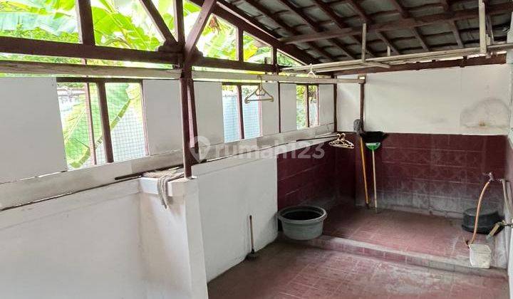 Rumah 2 Lantai Butuh Renovasi di Utan Kayu Utara, Jakarta Timur 2