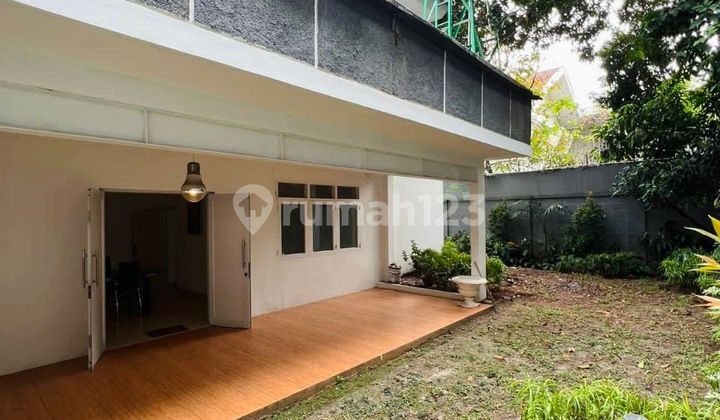 Beautiful House SHM Brawijaya Kebayoran Baru, South Jakarta 2