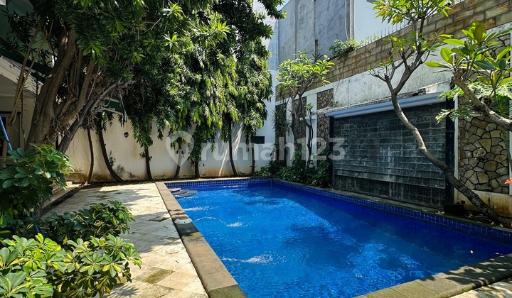 Rumah 2 Lantai Unfurnished SHM Cipete, Jakarta Selatan