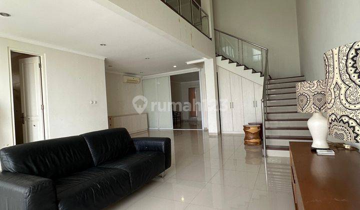 Rumah 2 Lantai SHM di Pondok Indah, Jakarta Selatan 1