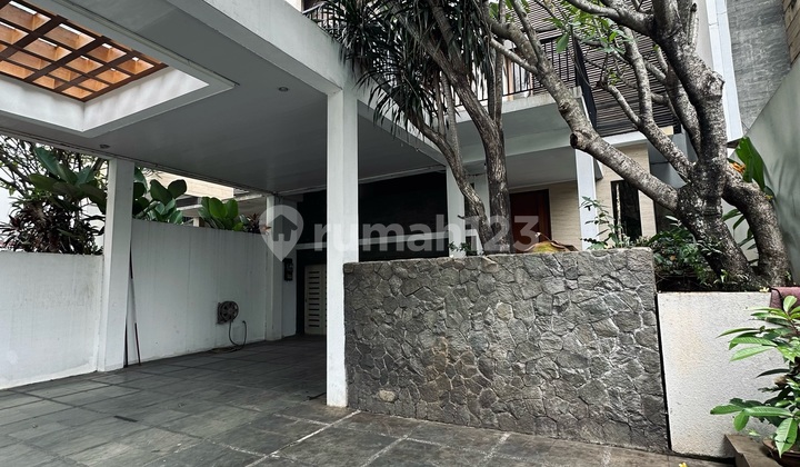 Rumah Shm Di Jl. Intan Rspp Cilandak Barat Rumah Shm Di Jl. Intan Rspp Cilandak Barat