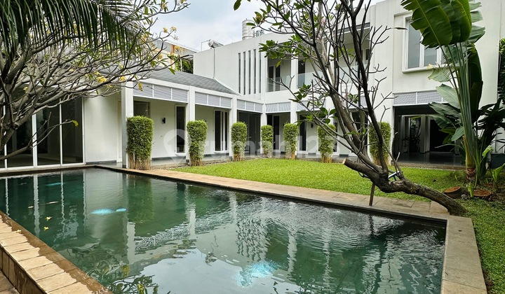 Rumah Bagus Semi Furnished SHM Cipete, Jakarta Selatan