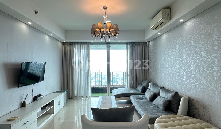 Apartment 2 BR Tower Cosmopolitan Butuh Minim Renovasi Furnished 2