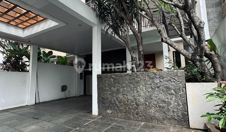 Rumah Butuh Minim Renovasi Unfurnished Di Jl. RSPP Intan