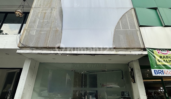 Ruko 3 Lantai Di Kemang Raya Parkir Luas