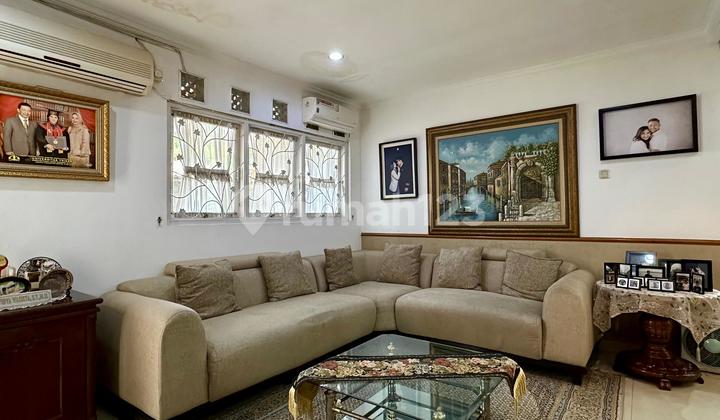 For Sale Nice House with Certificate in Pasar Minggu, South Jakarta