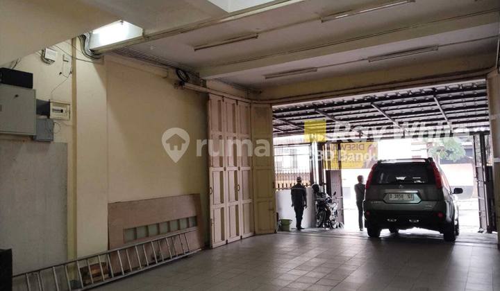 Langka tempat usaha 2,5 lantai Andir Mainroad Bandung sewa 2