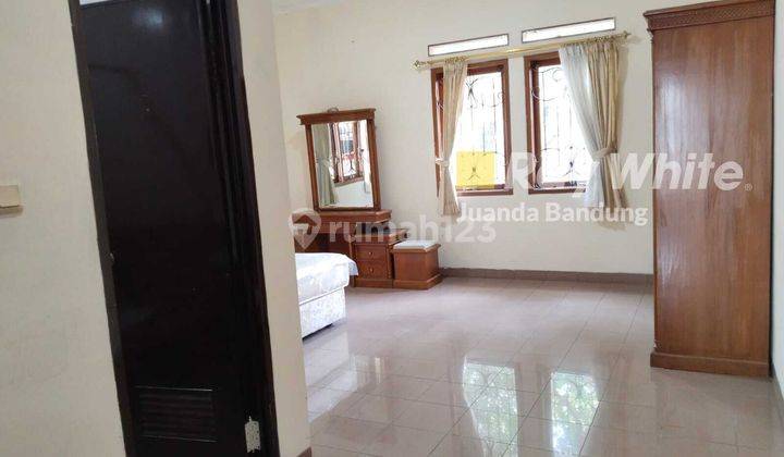 Langka! Rumah terawat FULL Furnished!! Baru di renovasi kembali 2