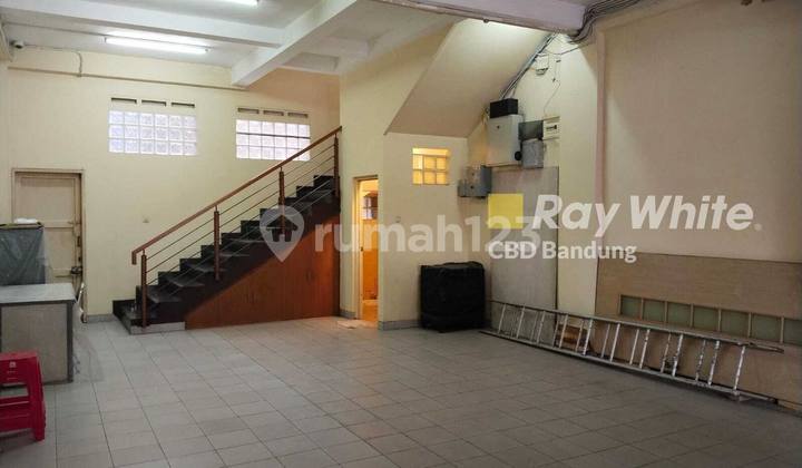 Langka tempat usaha 2,5 lantai Andir Mainroad Bandung sewa 1