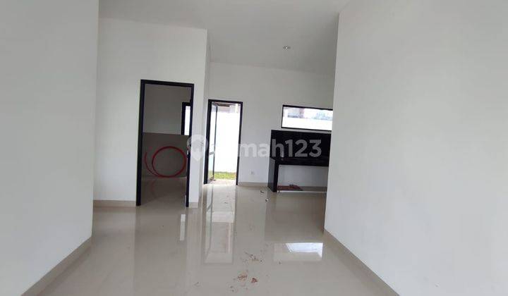 Rumah Cantik Minimalis Modern di Lingkungan Sejuk BSB Mijen  (10.176-LIS) 1