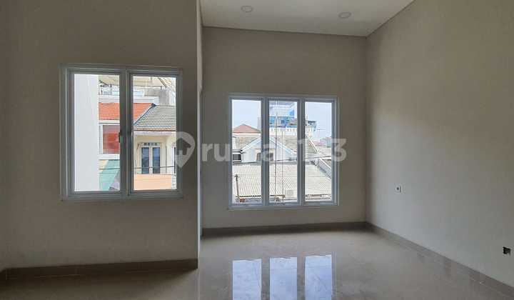 Rumah Baru 2 Lantai Bojong Indah Jakbar 2