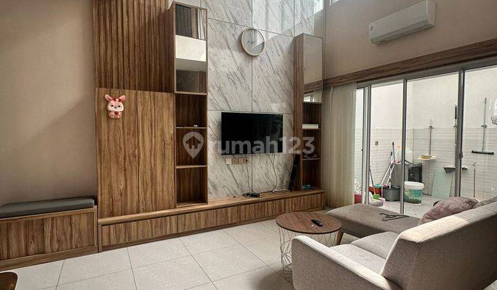 Rumah full furnished Riviera at puri phase 2 2