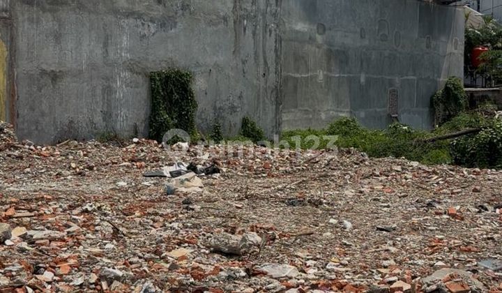 Commercial Plot on Serpong Main Road