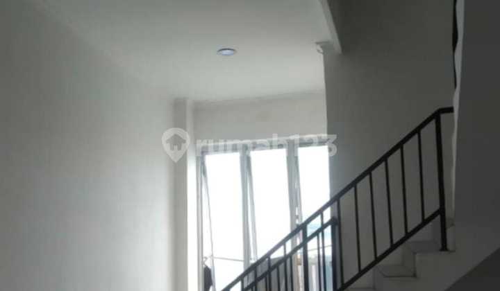 Pademangan North Jakarta, 3.5 Story Shop House for Rent 1