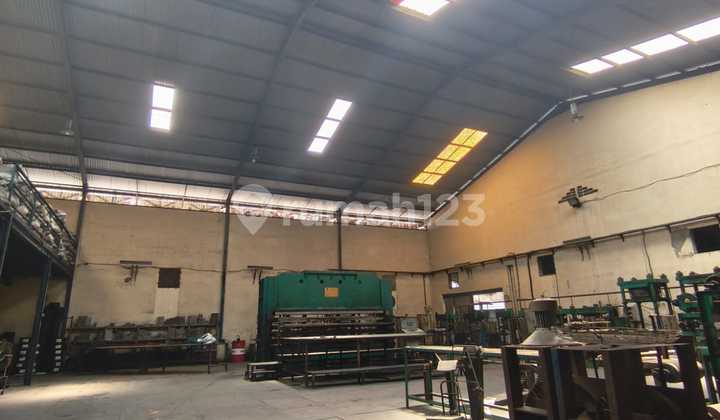 Harga Dibawah NJOP Gudang Izin Industri