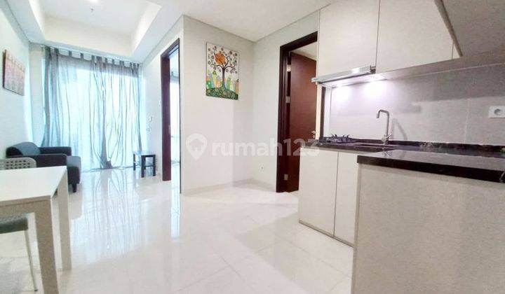 Apartemen Puri Mansion View Pool Lokasi Premium, Han 1