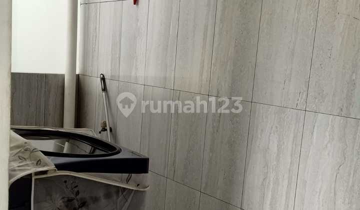 Rumah Bagus di Duri Kosambi Siap Huni Harga Oke  2