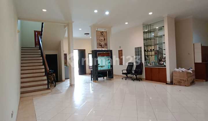 Rumah 2,5 Lantai di Kav Dki Jakarta Barat Ada Studio Musik 2