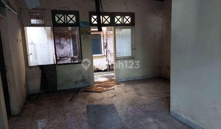 Rumah Tua Dihitung Tanah di Karawaci Tangerang Lokasi Strategis 2