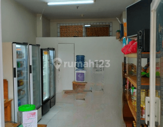 Kios Siap Pakai di Apartement Green Palm Jakarta Barat Strategis 2