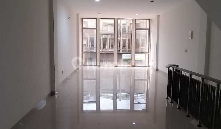 Ruko Ginza 3 Lantai di Green Vilage Cipondoh Tangerang Nego 