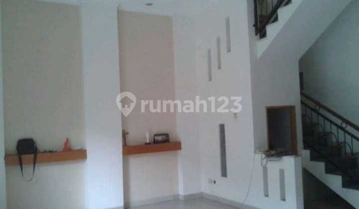 Ready-to-Live House in Griya Permata Tangerang Already Renovated 1