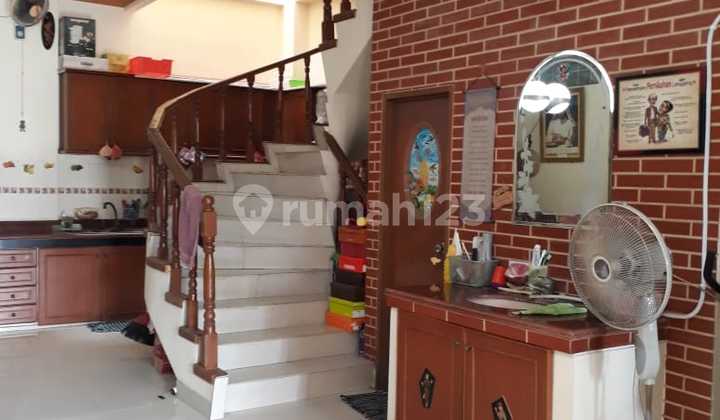 Rumah di Taman Semanan Indah Jakarta Barat Siap Huni  1