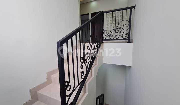 Rumah Siap Huni di Buana Perkasa Tangerang Lokasi Stretegis Rumah Siap Huni di Buana Perkasa Tangerang Lokasi Stretegis