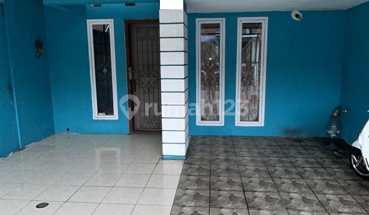 Ready-to-Occupy Residential House in Metland Strategic Location 1