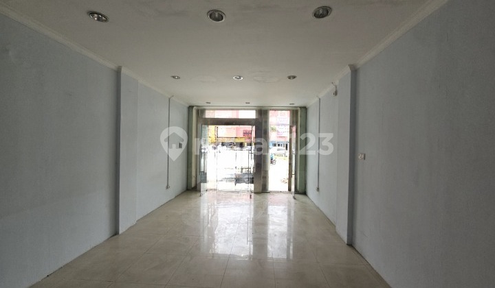 Strategic 3-Story Shophouse in Karawaci Tangerang Negotiable 2