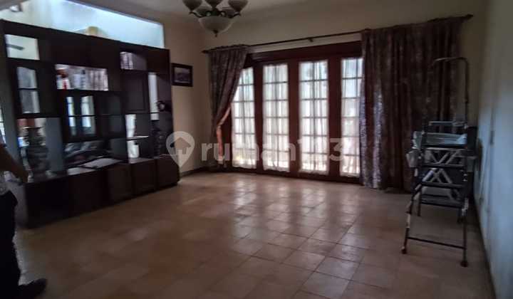 Rumah di Mampang Jakarta Selatan Siap Huni Rumah di Mampang Jakarta Selatan Siap Huni