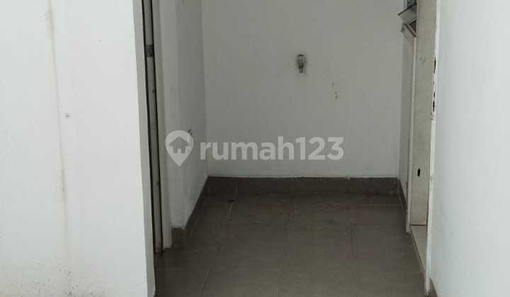 Rumah Bagus di Cluster Australia Green Lake City Strategis 2