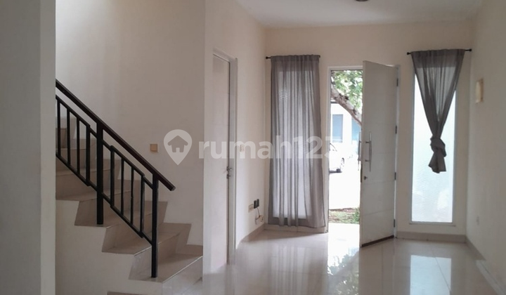 For rent Green Lake City Cluster Australia 6X15 For rent Green Lake City Cluster Australia 6X15