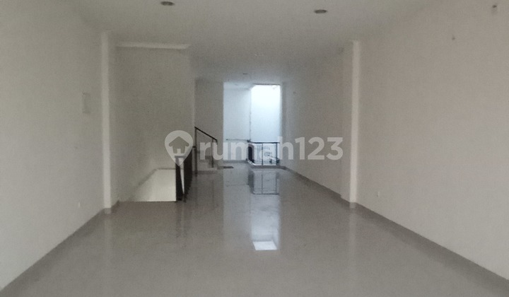 Disewakan Cepat! Ruko Ginza Green Village Cipondoh Tangerang Banten Disewakan Cepat! Ruko Ginza Green Village Cipondoh Tangerang Banten