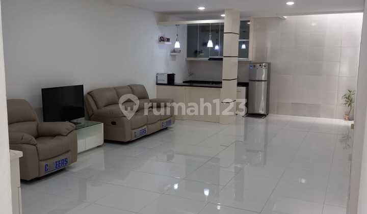 Rumah Siap Huni di Lippo Karawaci Cluster Bromo Tangerang 