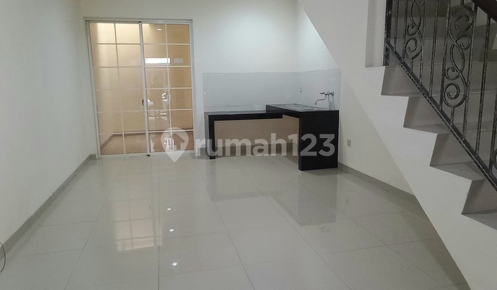 Greenblake City Cluster West Europe 4x15 Tangerang Jakarta Barat