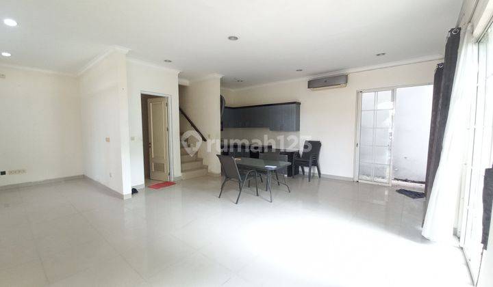 Disewakan! Rumah Furnished Di Green Lake City 1